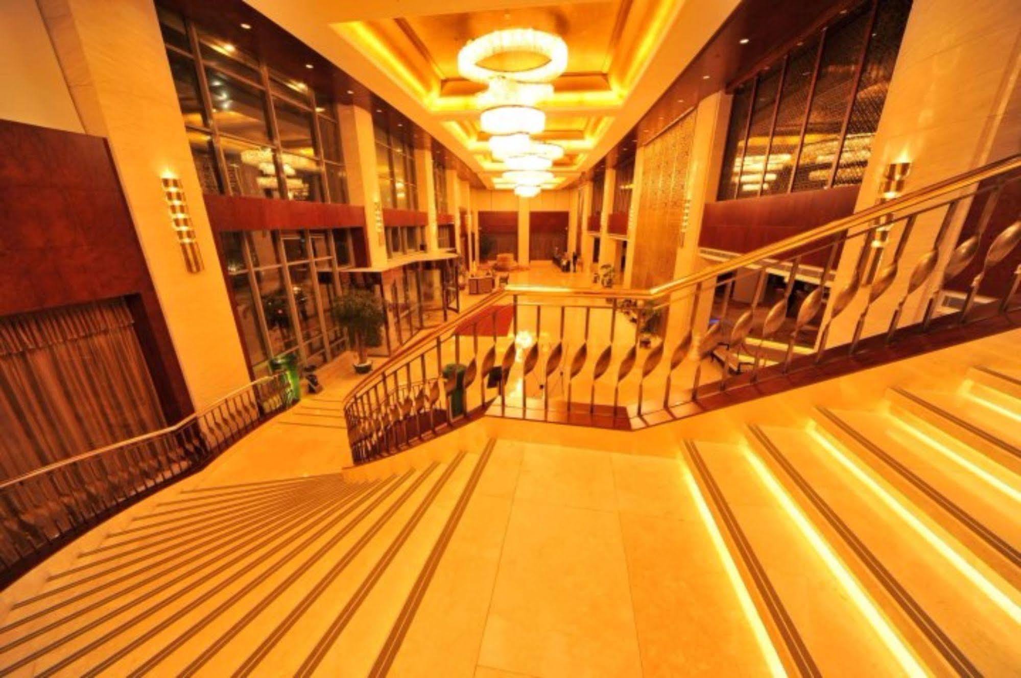 S&N Dalian Hotel Kültér fotó